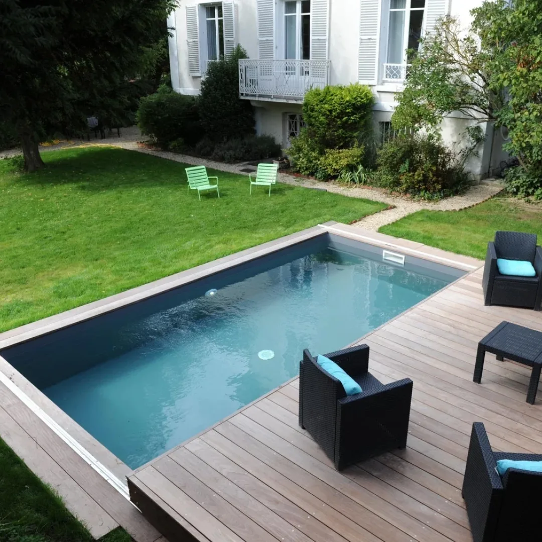 Раздвижная терраса для бассейна в Новомосковске