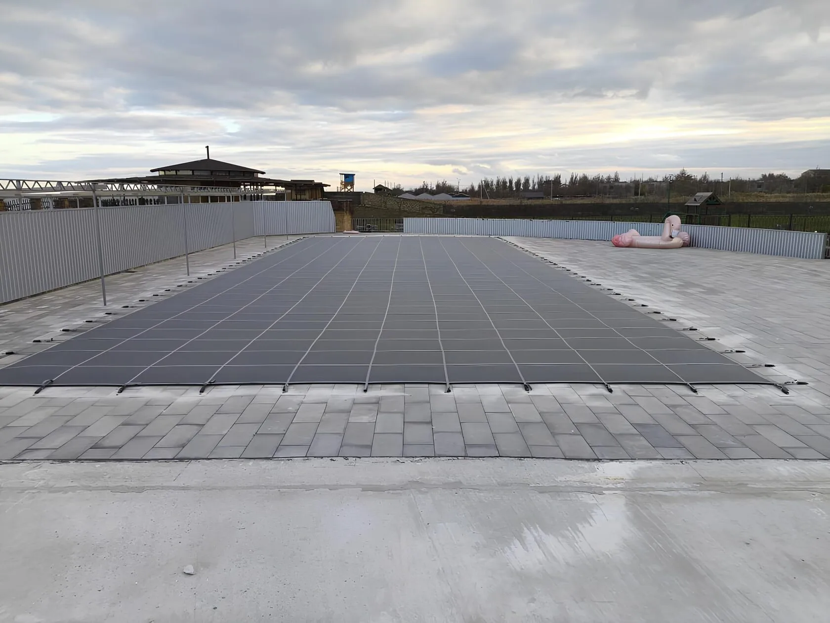 Защитное покрывало для бассейна в Новомосковске